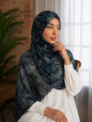 Midnight meadow maxi hijab