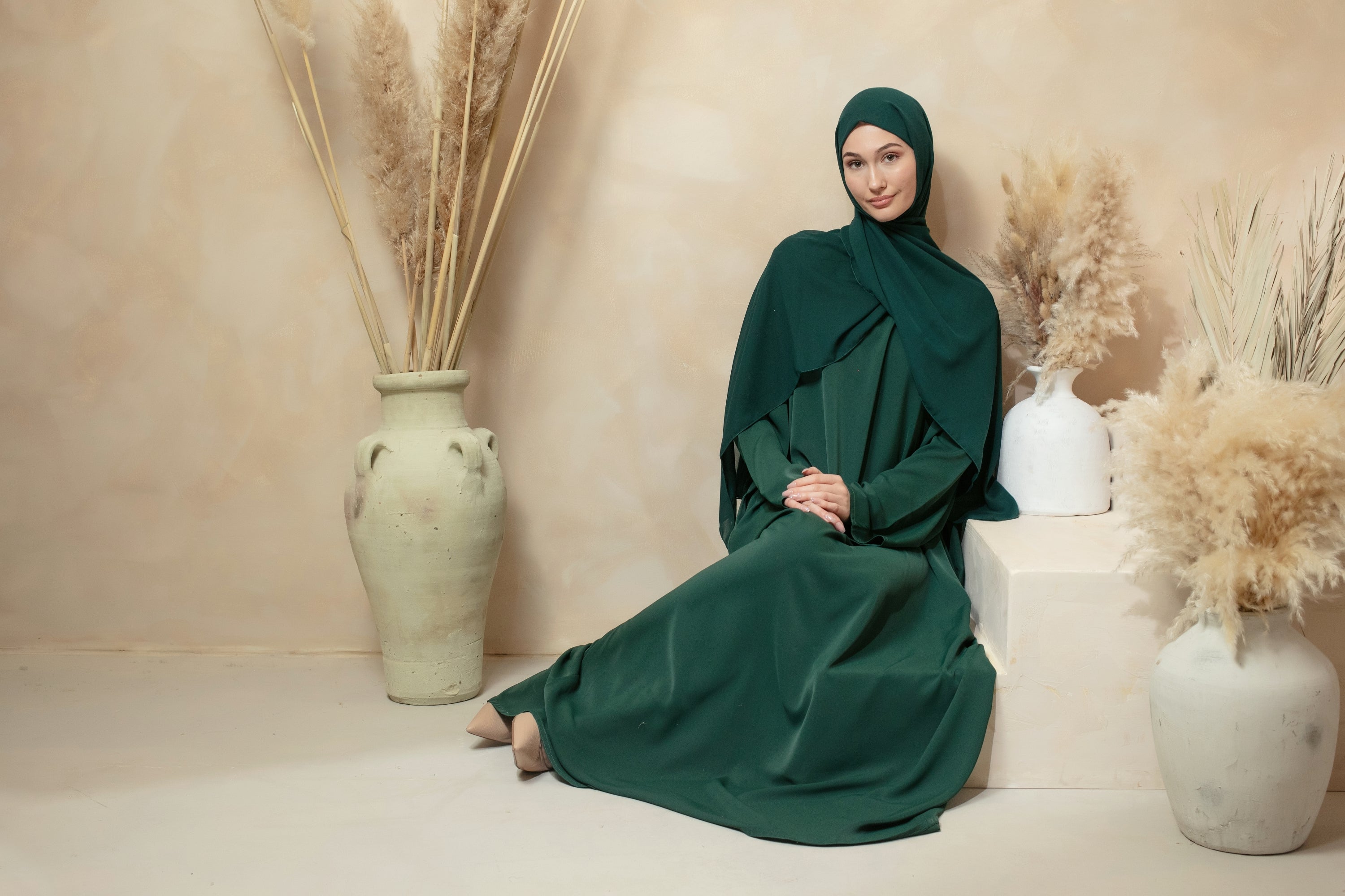 Nusrat abaya