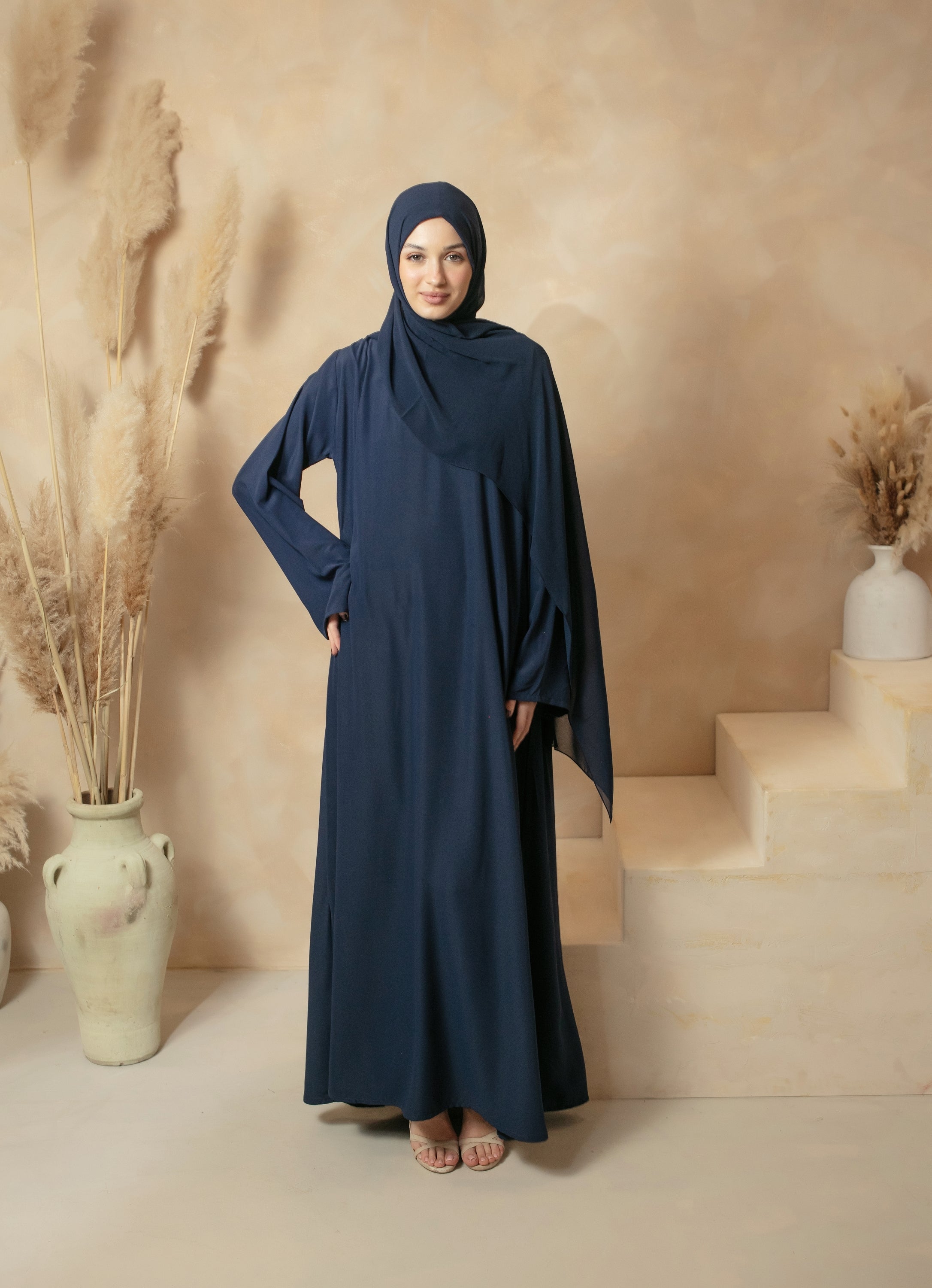 Nusrat abaya