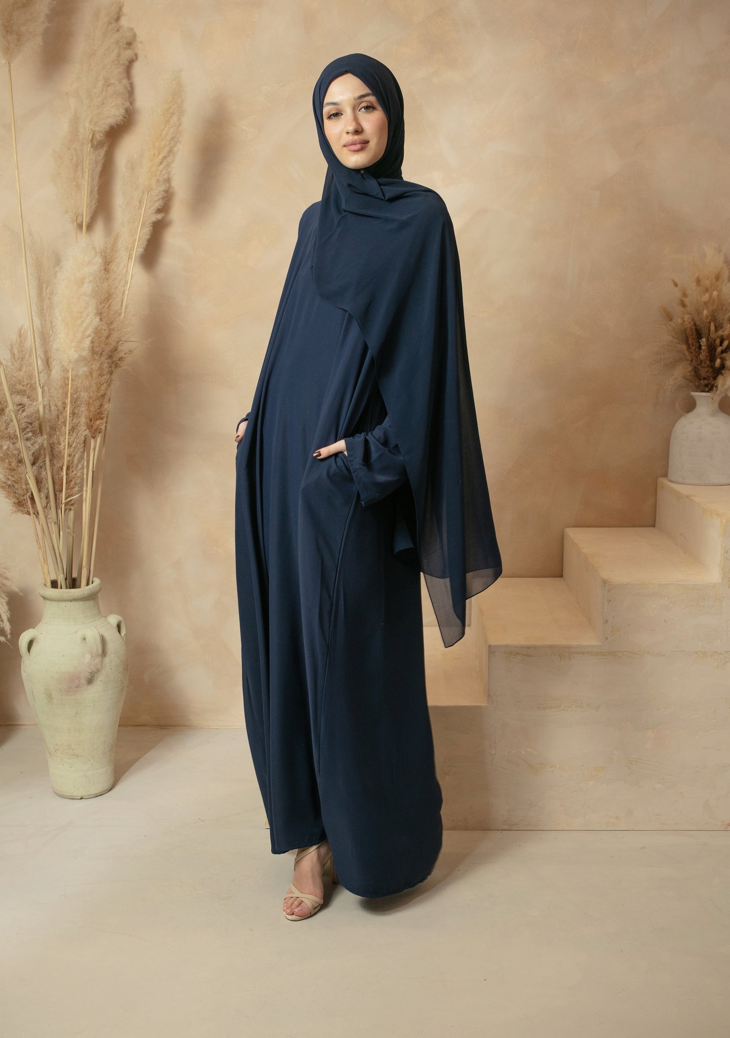 Nusrat abaya