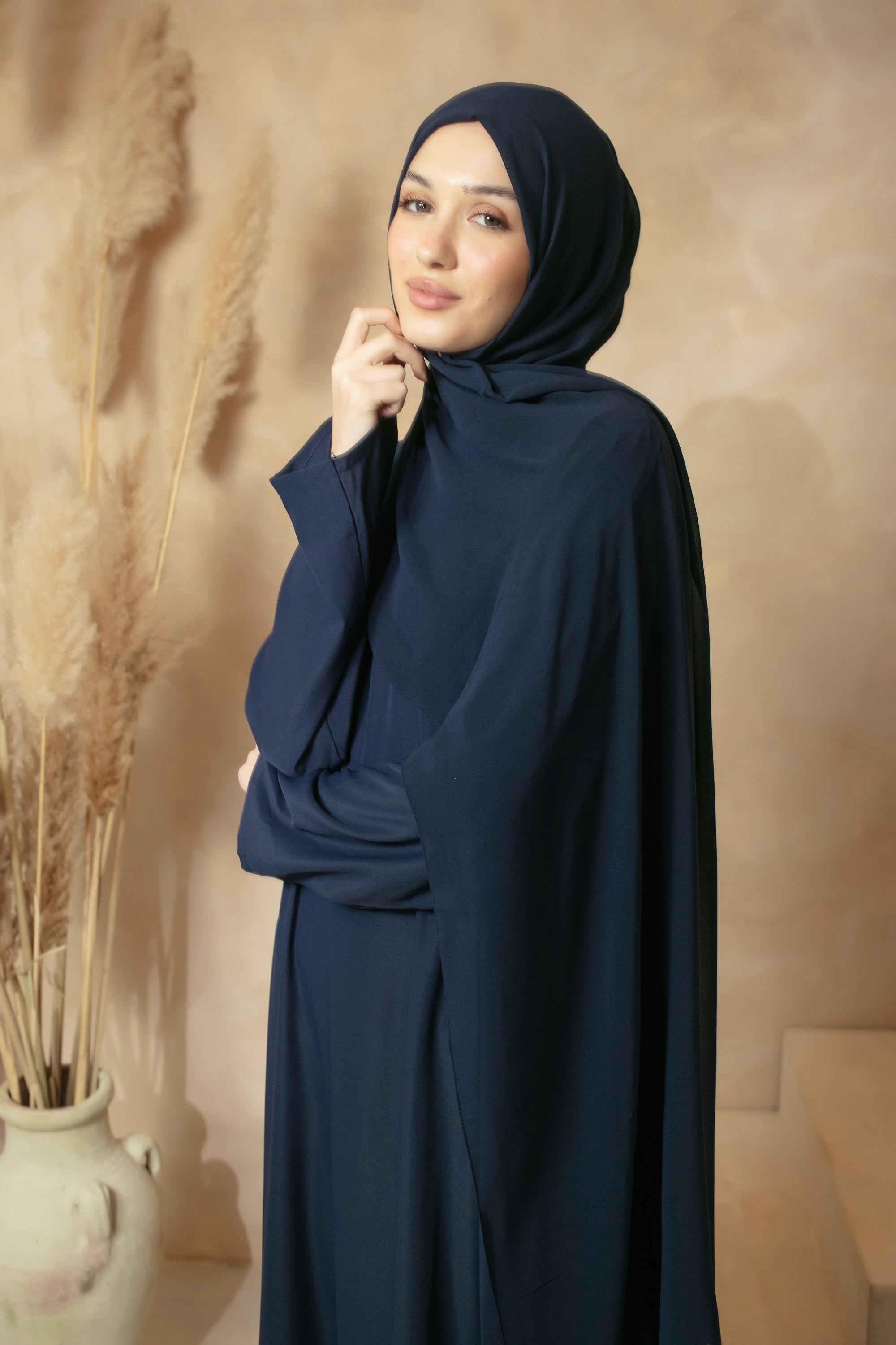 Nusrat abaya
