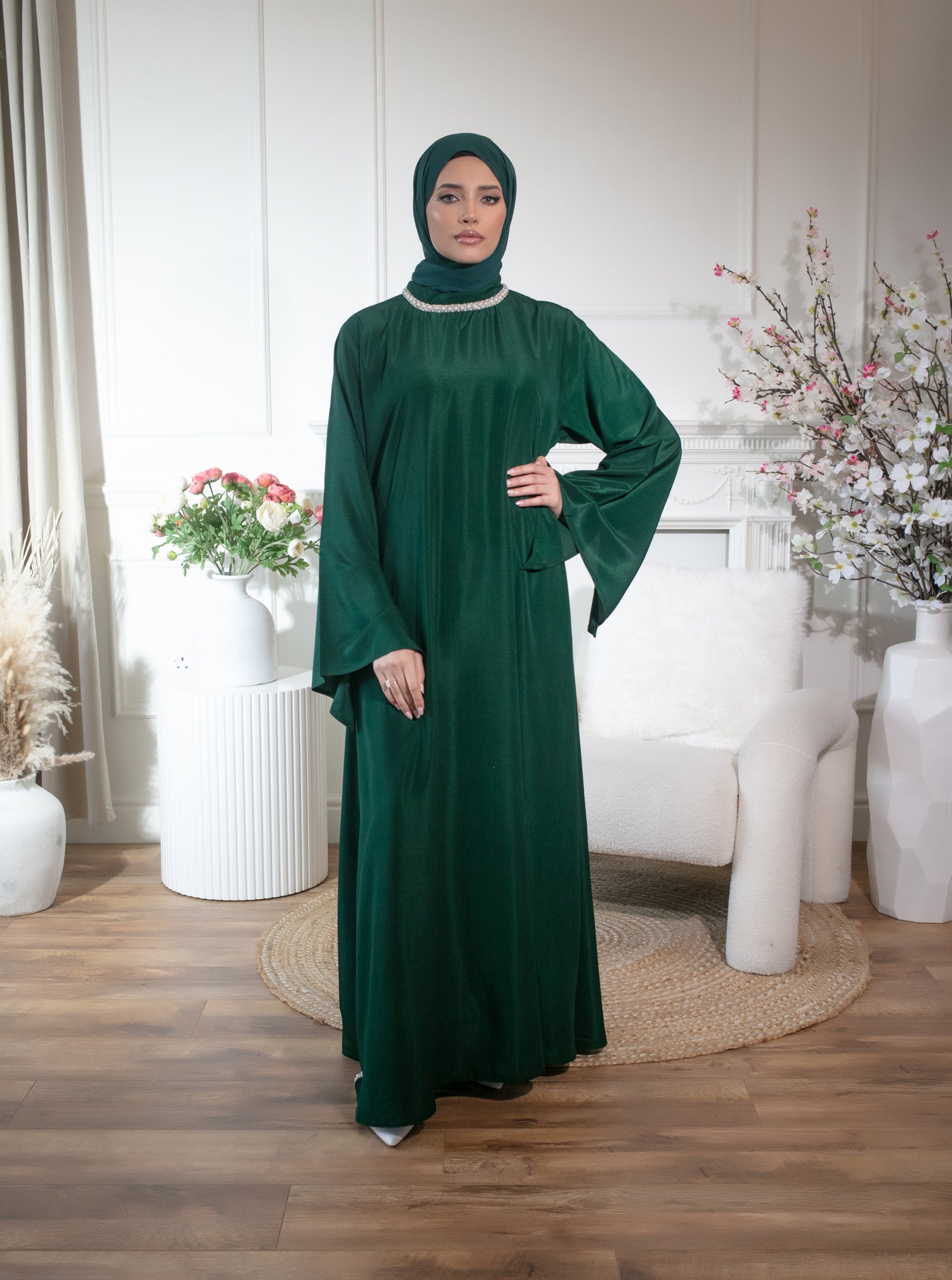 Zahra abaya