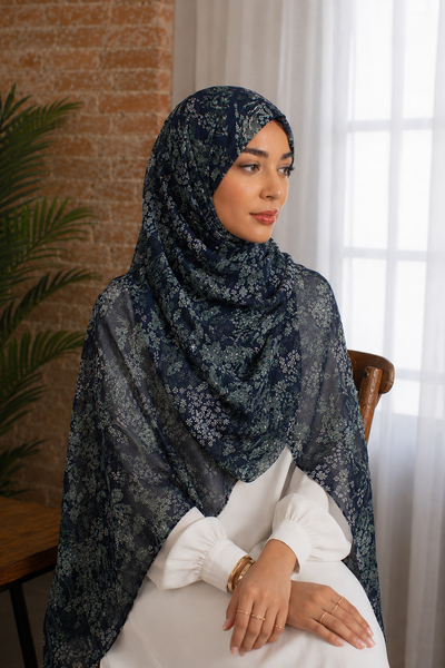 Midnight meadow maxi hijab